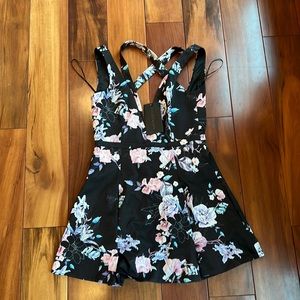 Stylestalker dress size small